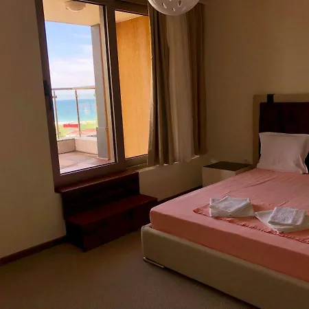 Appartement In Peter House *